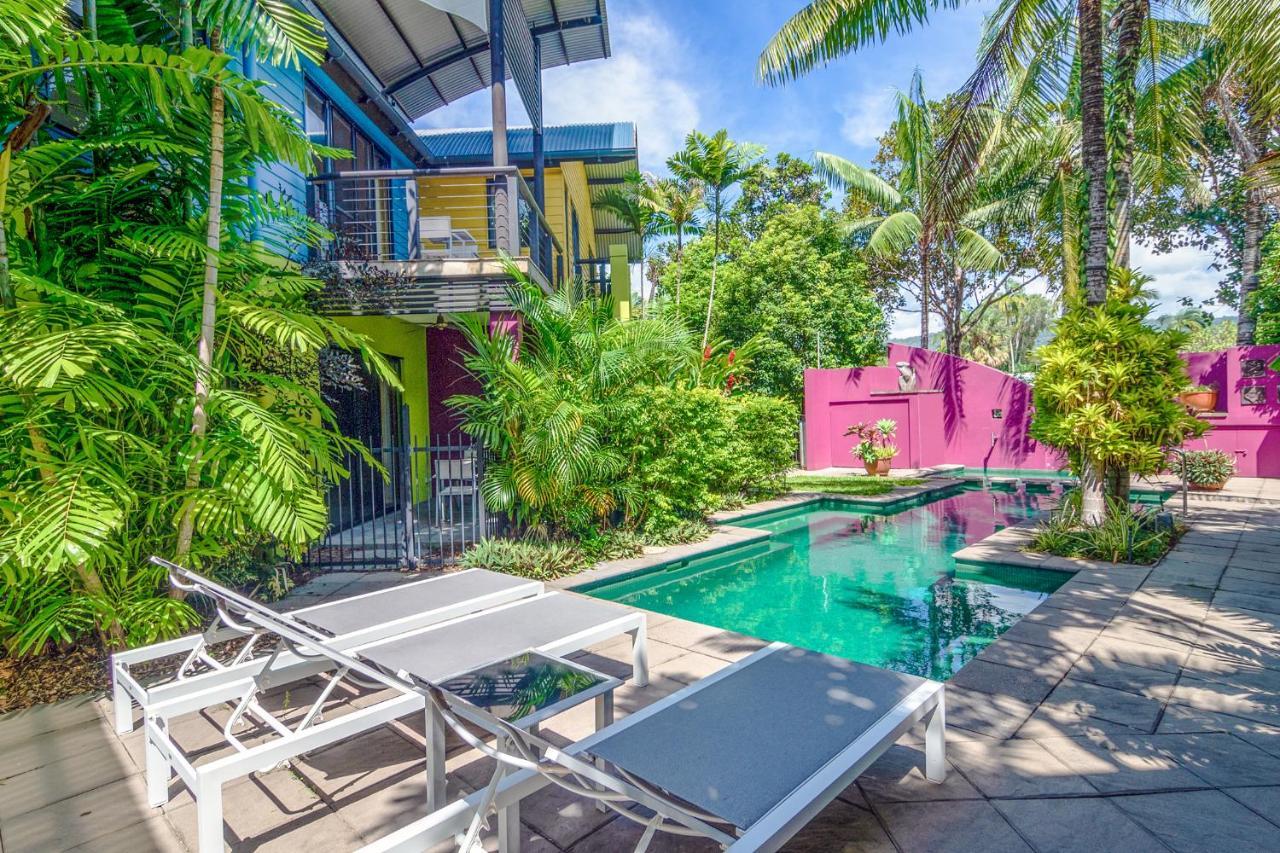 Dreamcatcher Beach-Side Apartments Port Douglas Bagian luar foto