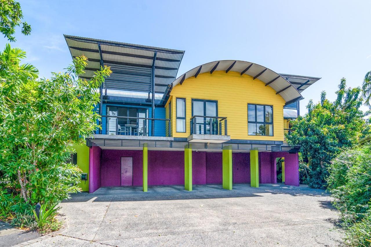 Dreamcatcher Beach-Side Apartments Port Douglas Bagian luar foto