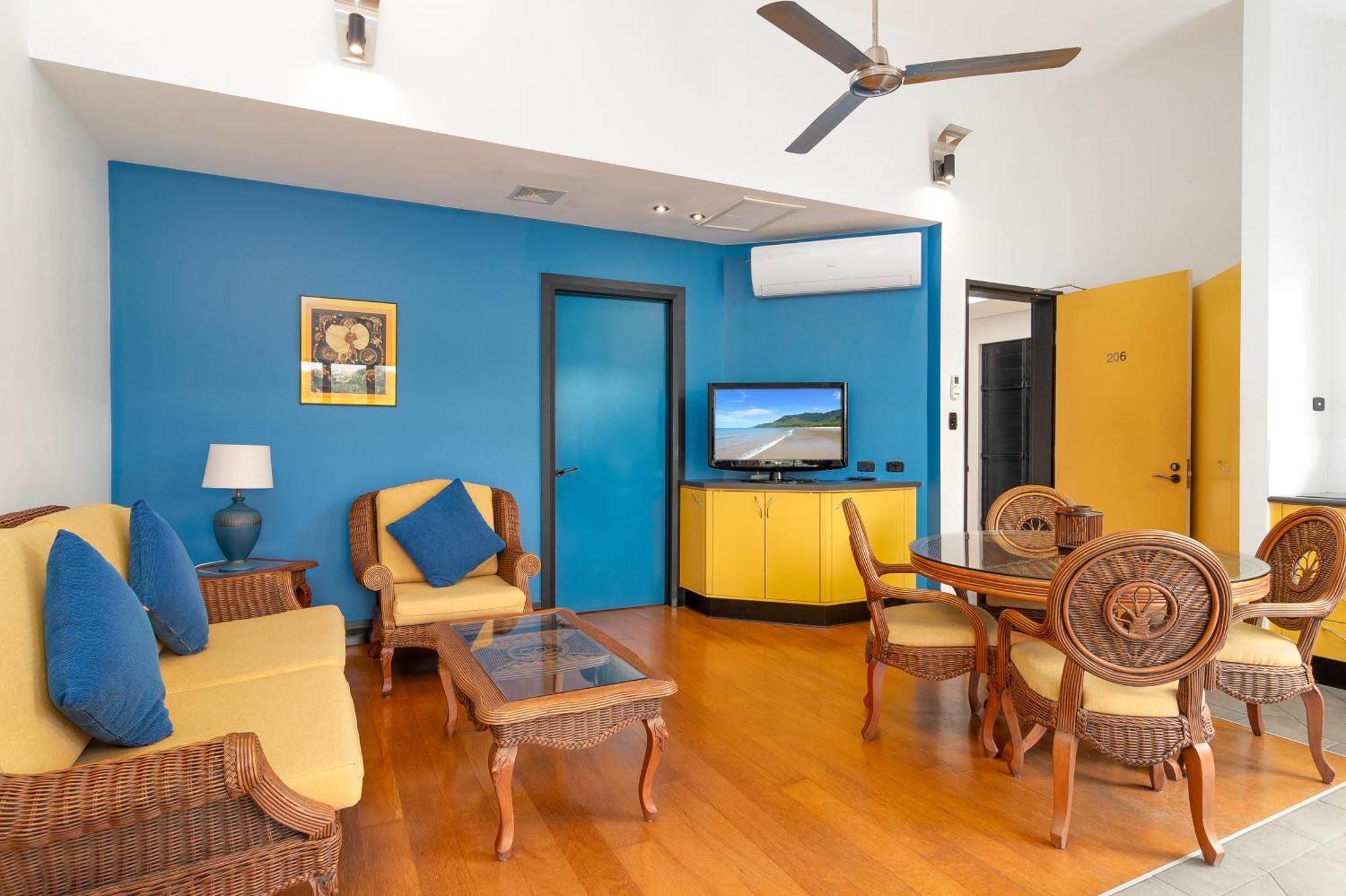 Dreamcatcher Beach-Side Apartments Port Douglas Bagian luar foto