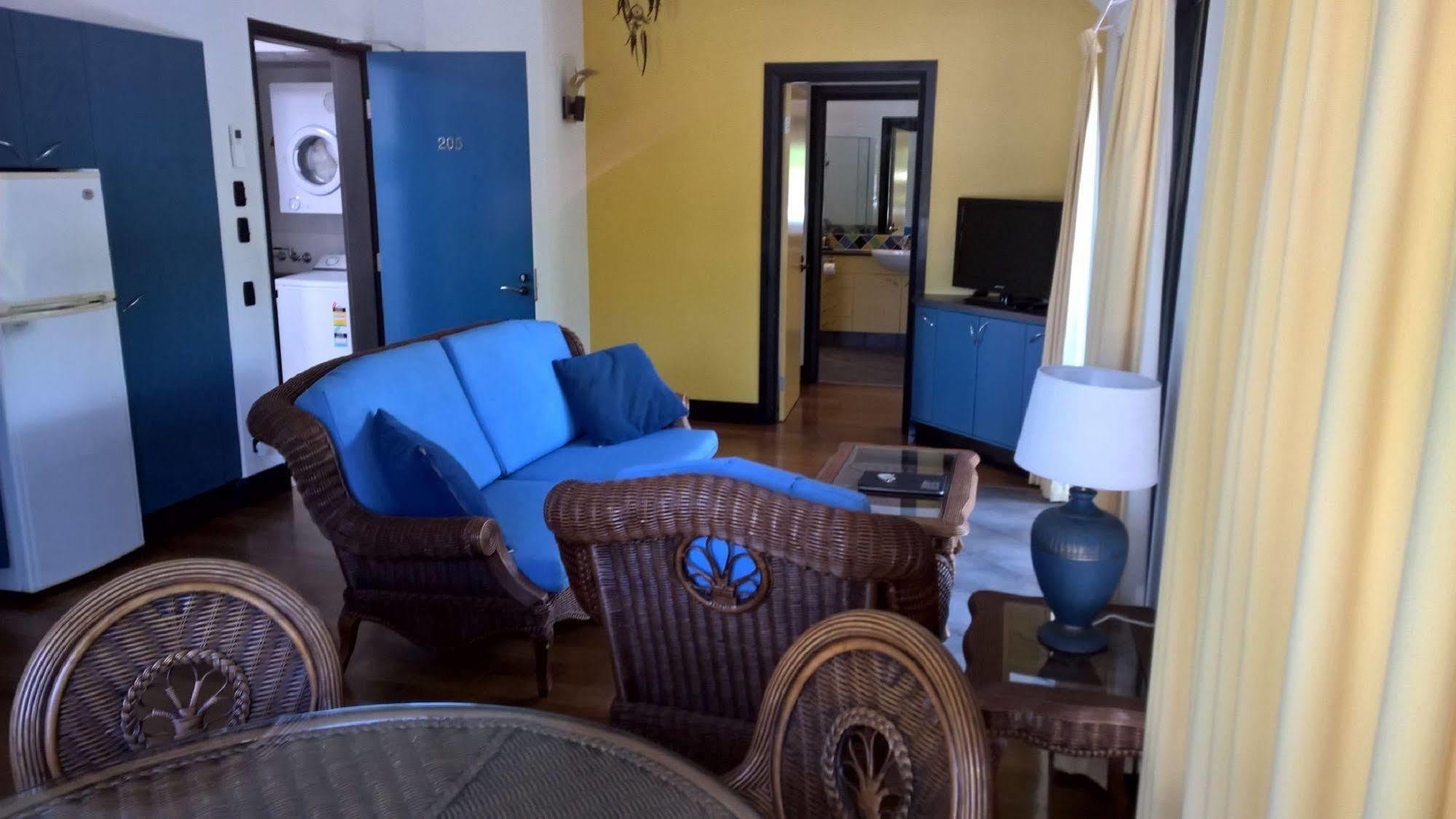 Dreamcatcher Beach-Side Apartments Port Douglas Bagian luar foto