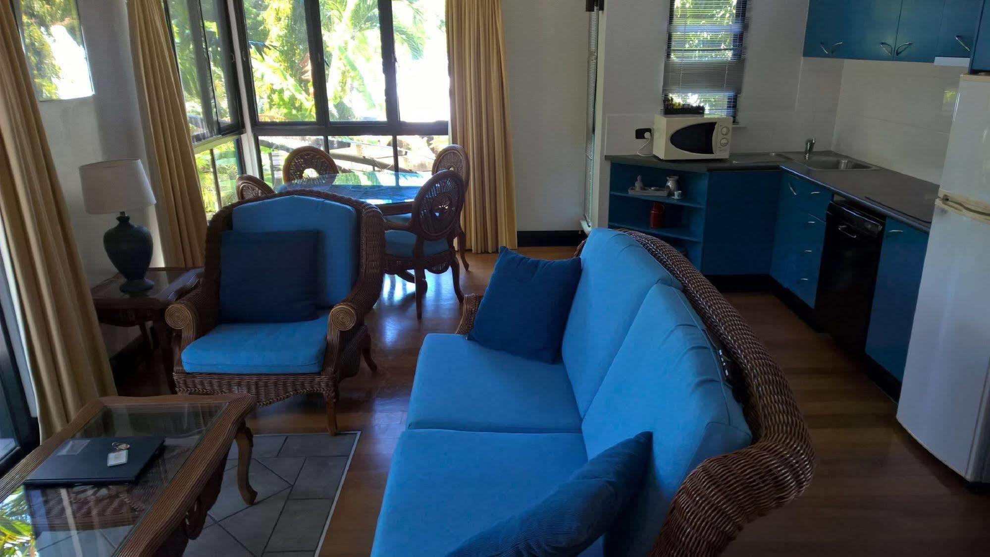 Dreamcatcher Beach-Side Apartments Port Douglas Bagian luar foto