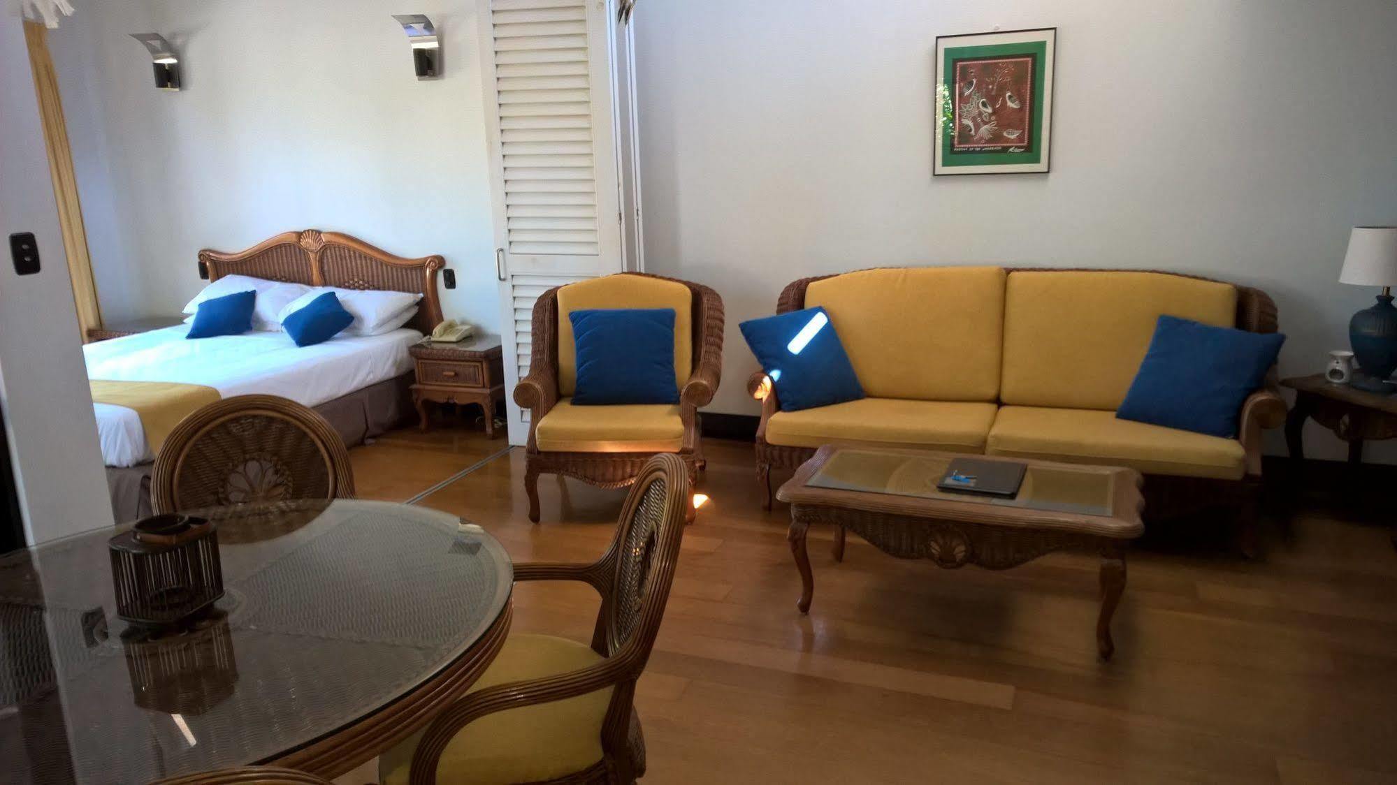 Dreamcatcher Beach-Side Apartments Port Douglas Bagian luar foto